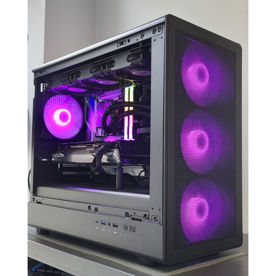 Komputer do gier M5 ARGB Black ARGB INTEL i7-14700KF  32GB DDR5 RX 9070 XT 16GB 2TB 850W  W11Pro czarna